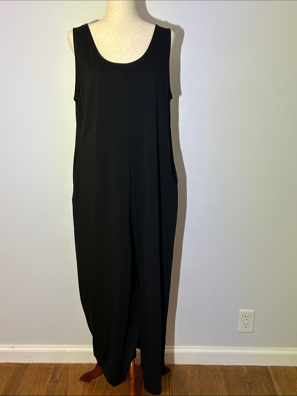 Black Sleeveless Wide Leg Boho Jumpsuit/Romper/Overalls Large